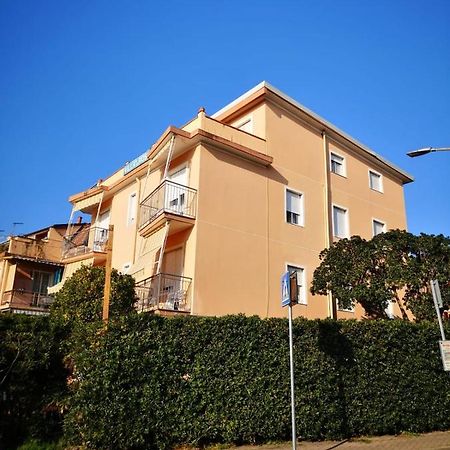 Villa Rosa Loano Luaran gambar
