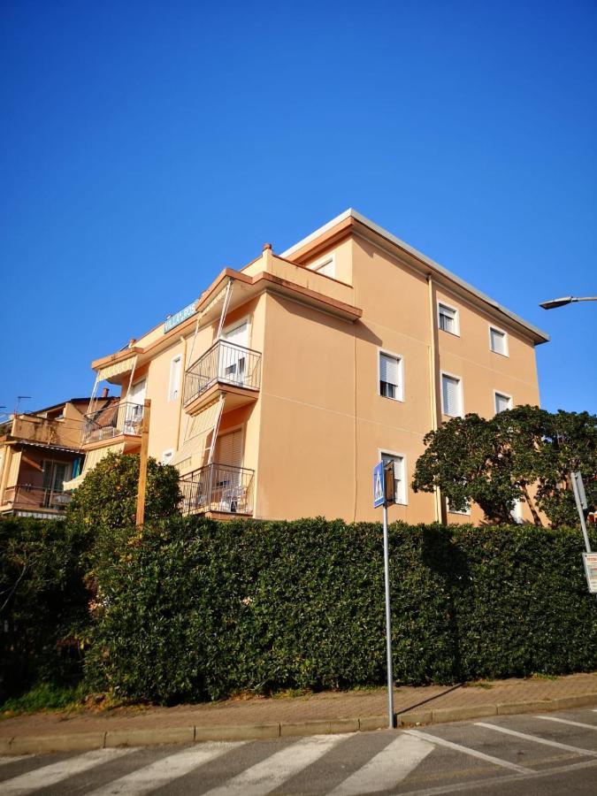 Villa Rosa Loano Luaran gambar