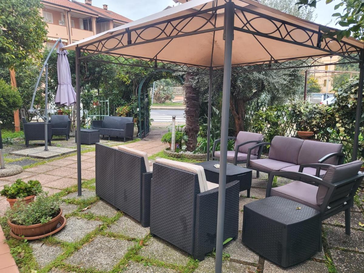 Villa Rosa Loano Luaran gambar